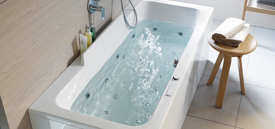 Durastyle Badewannen Von Duravit Megabad Liebhaber des gepflegten wannenbads haben sicher bereits ihre erfahrung mit dem einen oder anderen ausrutscher beim rausklettern aus der badewanne gemacht. durastyle badewannen von duravit megabad