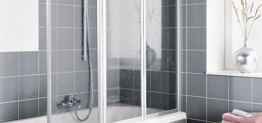 Faltwand 3-fl&uuml;gelig auf Badewanne