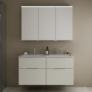 burgbad Eqio Badmöbel-Set 122 cm mit Keramik-Doppelwaschtisch Slim und Unterschrank mit Griff G0146, mit Spiegelschrank