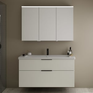 burgbad Eqio Möbelkombination inkl. Keramik-Waschtisch 123 cm, Doppeltür Spiegelschrank links, mit Griff G0200