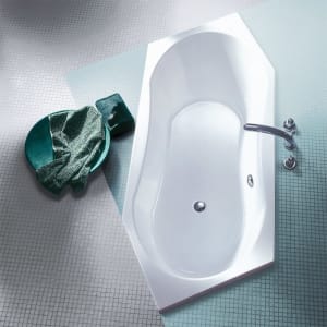 Koralle T200 6-Eckbadewanne 205 L, Überlauf hinten