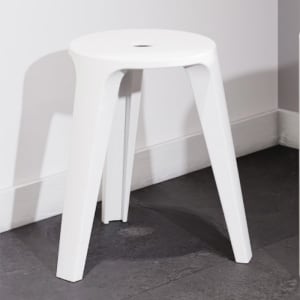 Riho Silla Badhocker