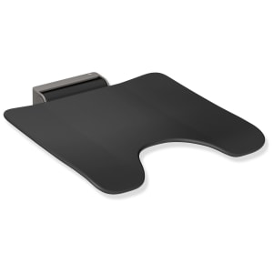 HEWI System 900 Klappsitz mit Hygieneausschnitt