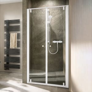 HSK Favorit Plus Drehpunkt Pendeltür für Nische oder Seitenwand, 80 x 200 cm, mit TwinSeal-Glasbeschichtung