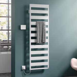 Kermi Casteo-E Badheizkörper 60 x 3 x 125,9 cm inkl. Elektro-Set WRX links