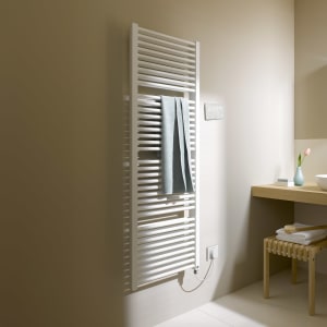 Kermi Duett-E Badheizkörper 78,4 x 7,4 x 149,2 cm inkl. Elektro-Set WWS rechts