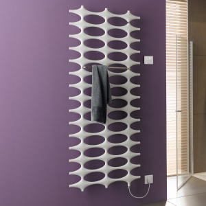 Kermi Ideos-E Badheizkörper 75,8 x 3,7 x 152,6 cm inkl. Elektro-Set WWS rechts