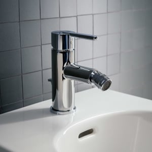 LAUFEN LUA Einhebel-Bidetmischer mit Ablaufgarnitur