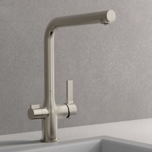 Schütte AQUASTAR PRO Trinkwasser-Spültischarmatur mit Filtersystem