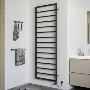 Sturotec Bath 3 E Badheizkörper 60 x 148 cm, rein elektrisch, mit integr. Raumthermostat