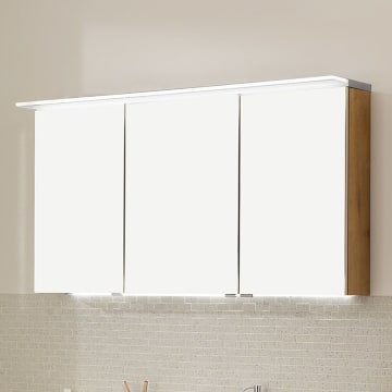 Puris b • straight Spiegelschrank 90 x 15 x 66 cm mit 3 Türen und LED-Flächenleuchte