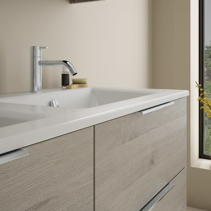 burgbad Eqio Badmöbel-Set 122 cm mit Keramik-Doppelwaschtisch Slim und Unterschrank mit Griff G0146, mit Spiegelschrank