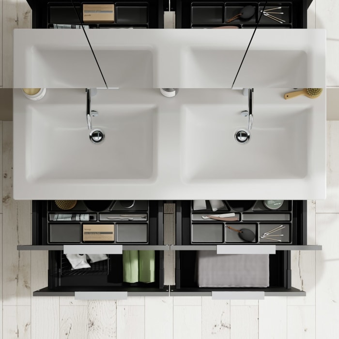 burgbad Eqio Badmöbel-Set 122 cm mit Keramik-Doppelwaschtisch Slim und Unterschrank mit Griff G0146, mit Spiegelschrank