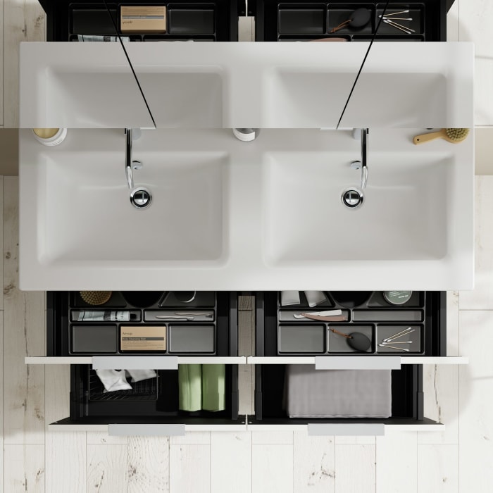 burgbad Eqio Badmöbel-Set 122 cm mit Keramik-Doppelwaschtisch Slim und Unterschrank mit Griff G0146, mit Spiegelschrank