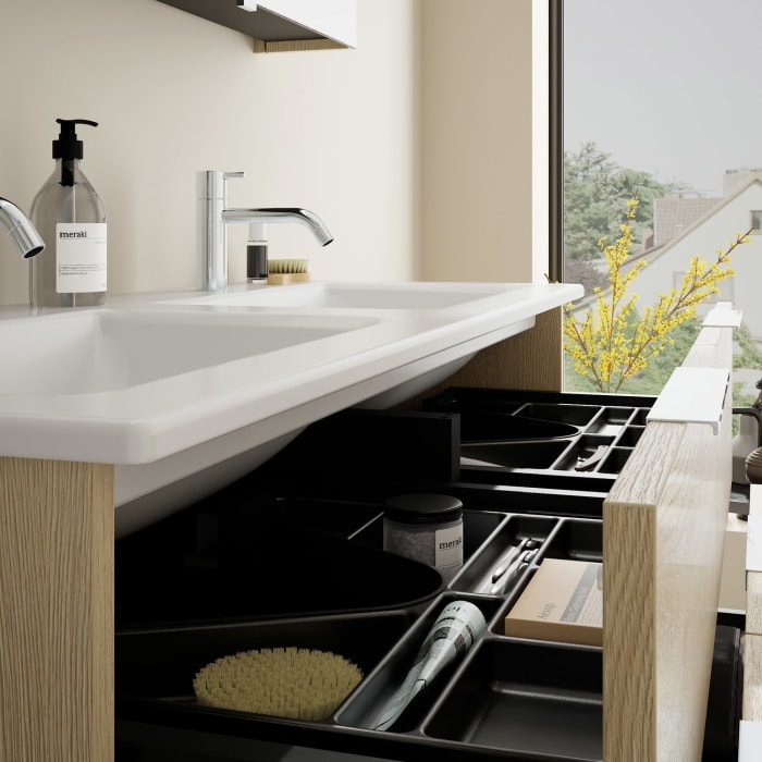 burgbad Eqio Badmöbel-Set 122 cm mit Keramik-Doppelwaschtisch Slim und Unterschrank mit Griff G0146, mit Spiegelschrank