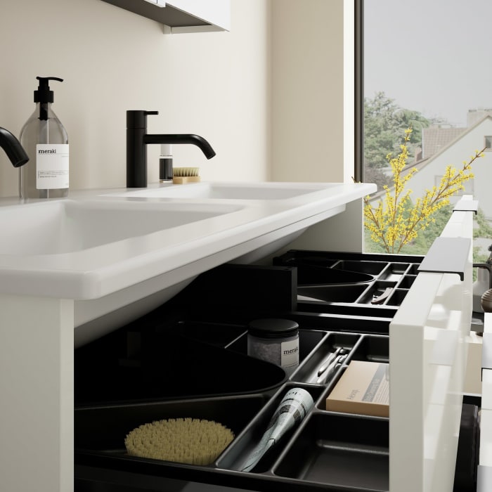 burgbad Eqio Badmöbel-Set 122 cm mit Keramik-Doppelwaschtisch Slim und Unterschrank mit Griff G0200, mit Spiegelschrank