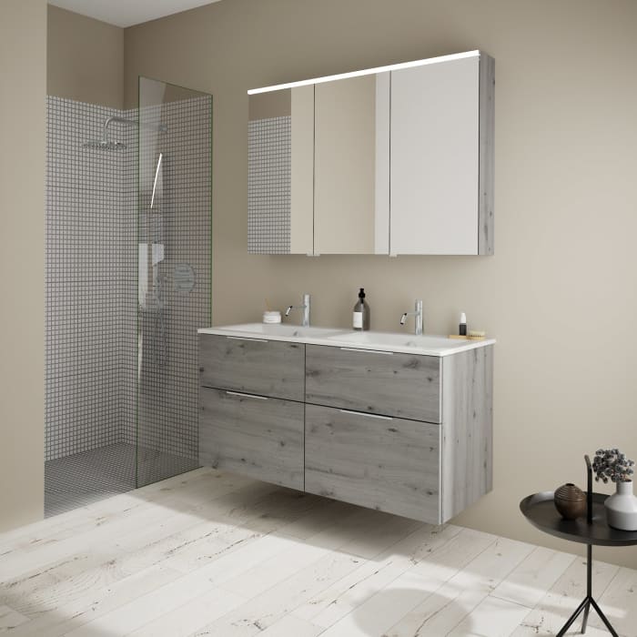 burgbad Eqio Badmöbel-Set 122 cm mit Keramik-Doppelwaschtisch Slim und Unterschrank mit Griff G0146, mit Spiegelschrank