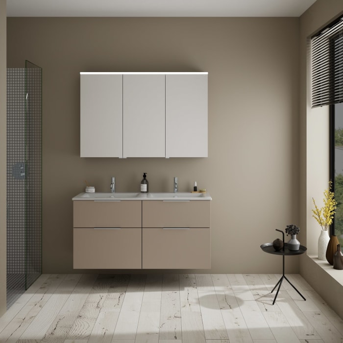 burgbad Eqio Badmöbel-Set 122 cm mit Keramik-Doppelwaschtisch Slim und Unterschrank mit Griff G0146, mit Spiegelschrank