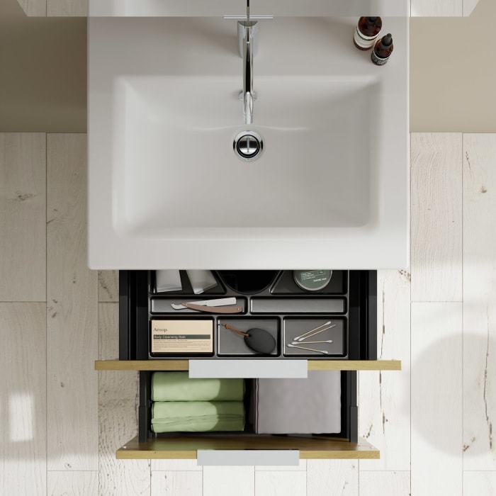 burgbad Eqio Badmöbel-Set 65 cm mit Keramik-Waschtisch Slim und Unterschrank mit Griff G0146, mit Spiegelschrank