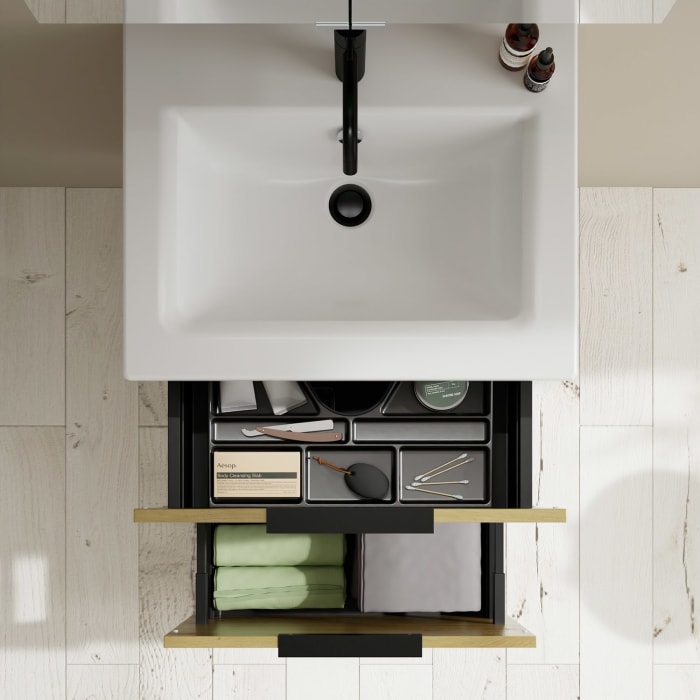 burgbad Eqio Badmöbel-Set 65 cm mit Keramik-Waschtisch Slim und Unterschrank mit Griff G0200, mit Spiegelschrank