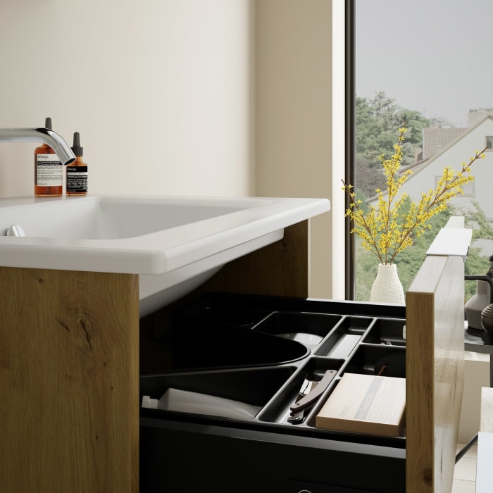 burgbad Eqio Badmöbel-Set 65 cm mit Keramik-Waschtisch Slim und Unterschrank mit Griff G0146, mit Spiegelschrank