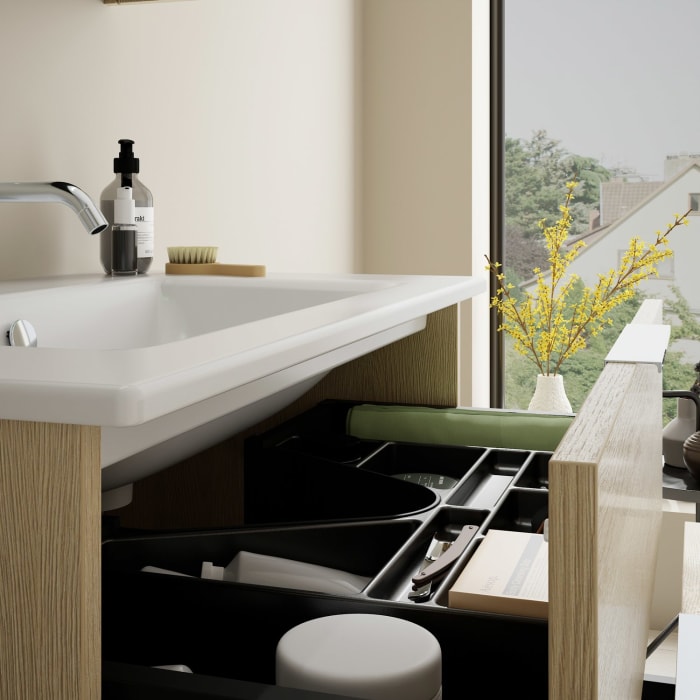 burgbad Eqio Badmöbel-Set 82 cm mit Keramik-Waschtisch Slim und Unterschrank mit Griff G0146, mit Spiegelschrank