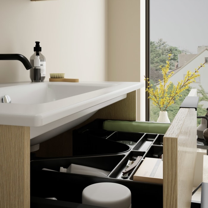 burgbad Eqio Badmöbel-Set 82 cm mit Keramik-Waschtisch Slim und Unterschrank mit Griff G0200, mit Spiegelschrank