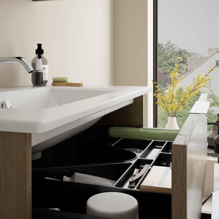 burgbad Eqio Badmöbel-Set 82 cm mit Keramik-Waschtisch Slim und Unterschrank mit Griff G0146, mit Spiegelschrank