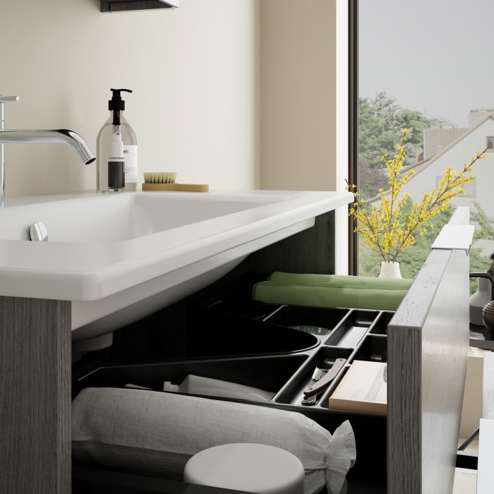 burgbad Eqio Badmöbel-Set 92 cm mit Keramik-Waschtisch Slim und Unterschrank mit Griff G0146, mit Spiegelschrank