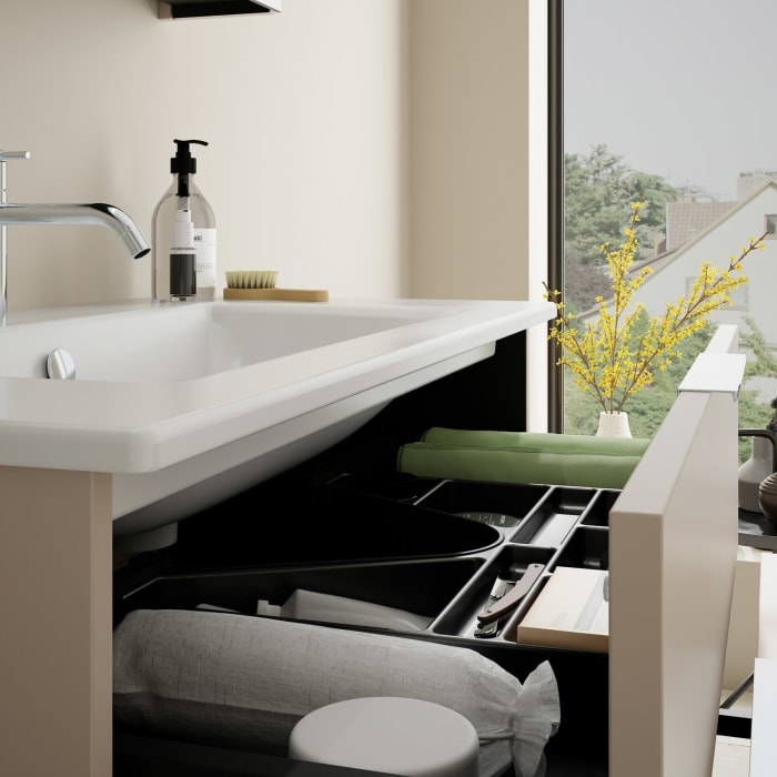 burgbad Eqio Badmöbel-Set 92 cm mit Keramik-Waschtisch Slim und Unterschrank mit Griff G0146, mit Spiegelschrank