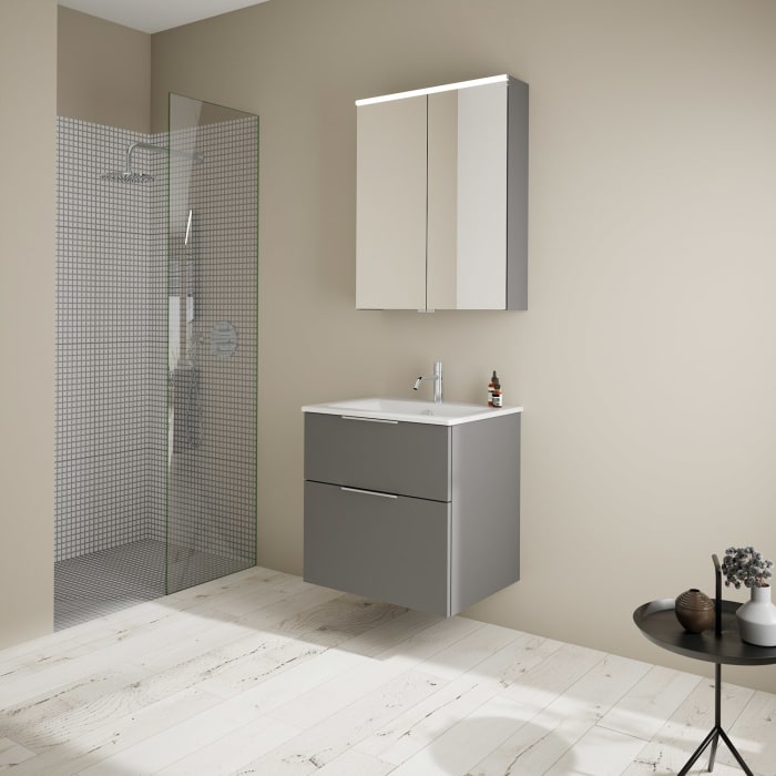 burgbad Eqio Badmöbel-Set 65 cm mit Keramik-Waschtisch Slim und Unterschrank mit Griff G0146, mit Spiegelschrank