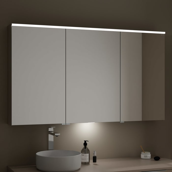 burgbad Eqio Spiegelschrank mit LED-Aufsatzleuchte und LED-Waschtischbeleuchtung 140 cm Links