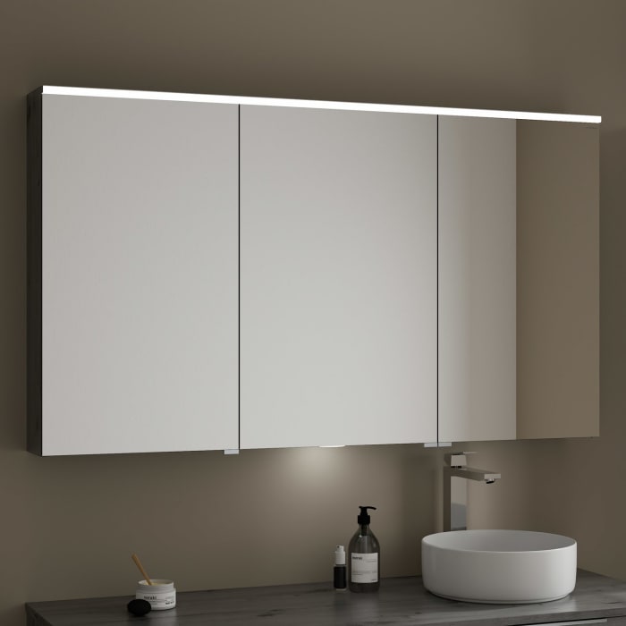 burgbad Eqio Spiegelschrank mit LED-Aufsatzleuchte und LED-Waschtischbeleuchtung 140 cm Rechts