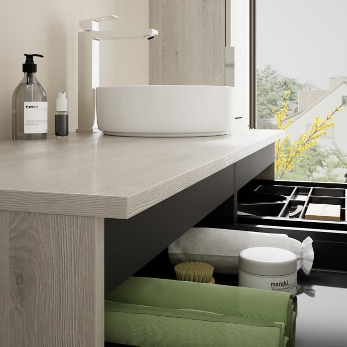 burgbad Eqio Waschtischkombination mit Keramik-Aufsatzwaschtisch 120 cm, rechts, mit Griff G0146