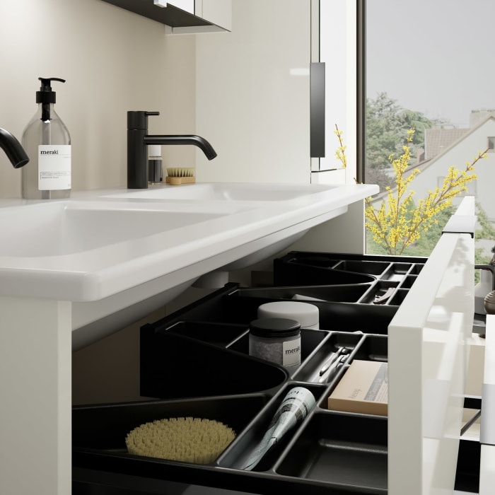 burgbad Eqio Waschtischkombination mit Keramik-Doppelwaschtisch Slim, 122 cm, mit Griff G0200