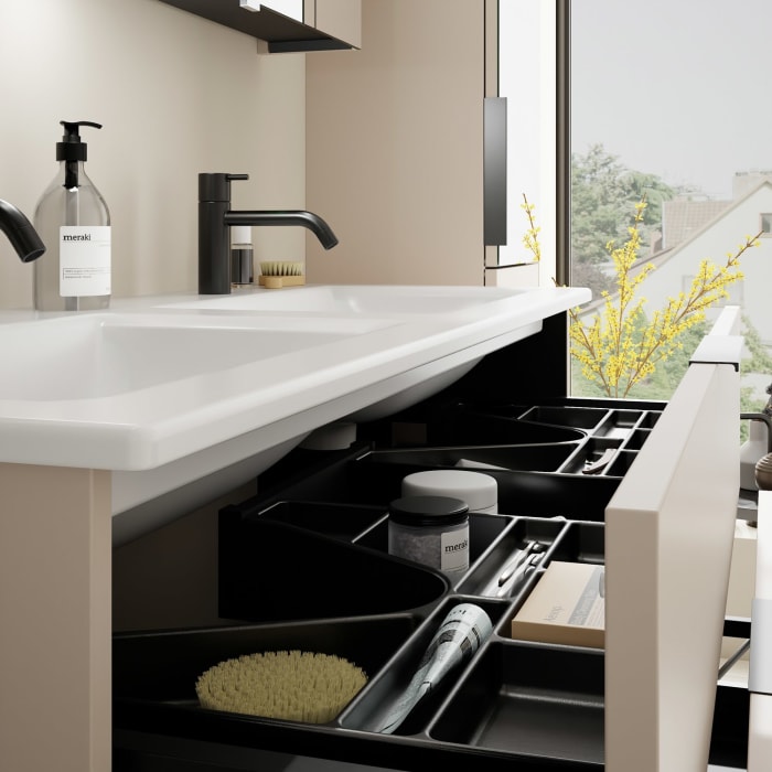 burgbad Eqio Waschtischkombination mit Keramik-Doppelwaschtisch Slim, 122 cm, mit Griff G0200