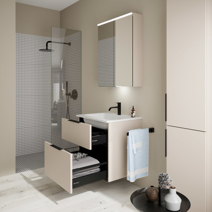 burgbad Eqio Waschtischkombination mit Mineralguss-Waschtisch, 62 cm, mit Griff G0200