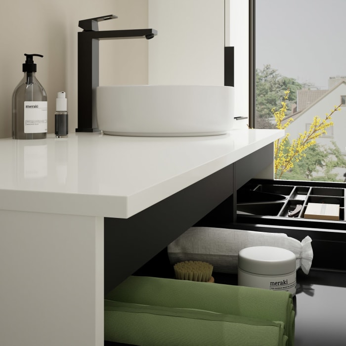 burgbad Eqio Waschtischunterschrank mit Konsolenplatte 120 cm, rechts, mit Griff G0200