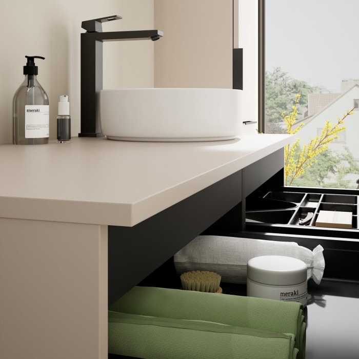 burgbad Eqio Waschtischunterschrank mit Konsolenplatte 120 cm, rechts, mit Griff G0200