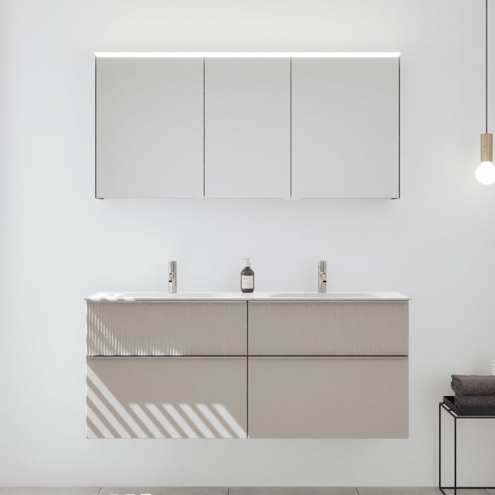 burgbad Fiumo 2.0 Badmöbelset 142 cm mit Waschtisch mit Unterschrank mit Griff G0146 und Spiegelschrank