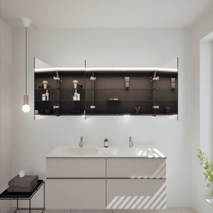 burgbad Fiumo 2.0 Spiegelschrank 140,6 cm mit LED-Aufsatzleuchte und Waschplatzbeleuchtung, 3 Spiegeltüren