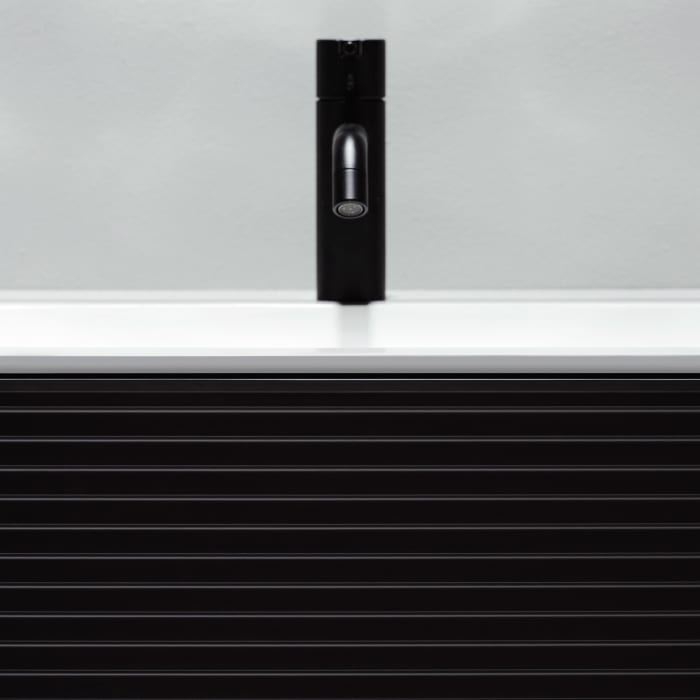 burgbad Fiumo Mineralguss-Doppelwaschtisch mit Unterschrank 142 cm, mit Griff G0200, oben mit Plissée-Struktur