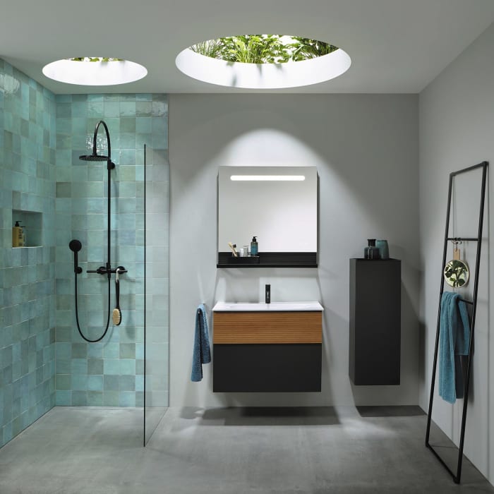 burgbad Fiumo Mineralguss-Waschtisch mit Unterschrank 82 cm, mit Griff G0200, oben mit Plissée-Struktur