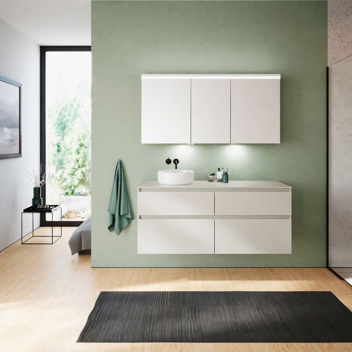 burgbad Lin20 Spiegelschrank mit LED-Beleuchtung, 140 cm, 3 Spiegeltüren, links, mit Waschtischbeleuchtung