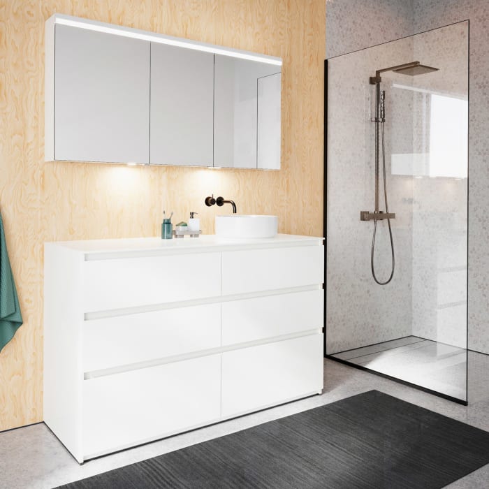 burgbad Lin20 Spiegelschrank mit LED-Beleuchtung, 140 cm, 3 Spiegeltüren, rechts, mit Waschtischbeleuchtung