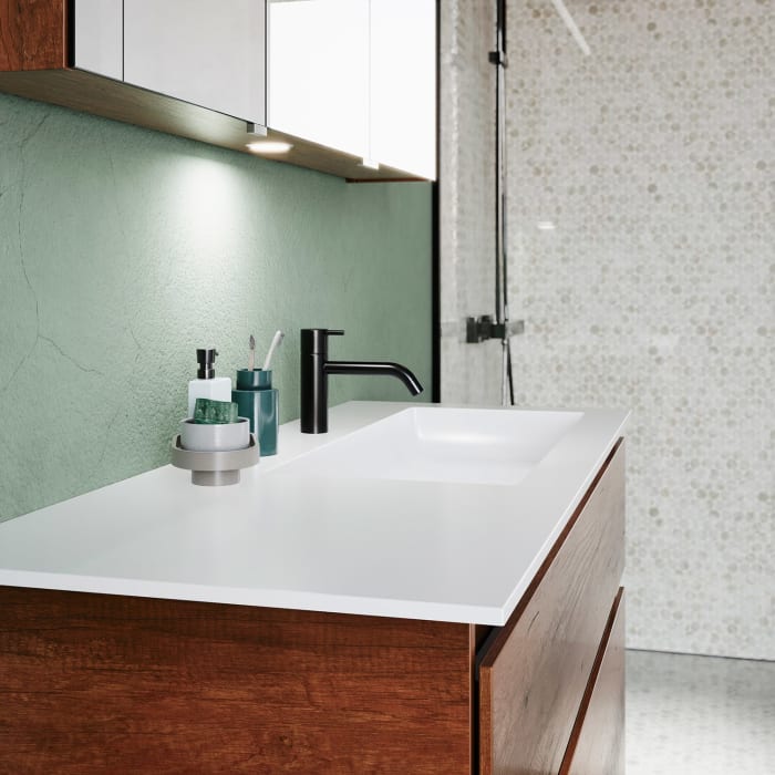 burgbad Lin20 Waschtischunterschrank mit Mineralguss-Waschtisch 122 cm, 2 Auszüge, rechts