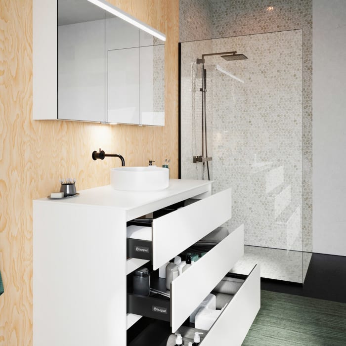 burgbad Lin20 Waschtischunterschrank mit Konsolenplatte 120 cm, 3 Auszüge, Beckenausschnitt mittig