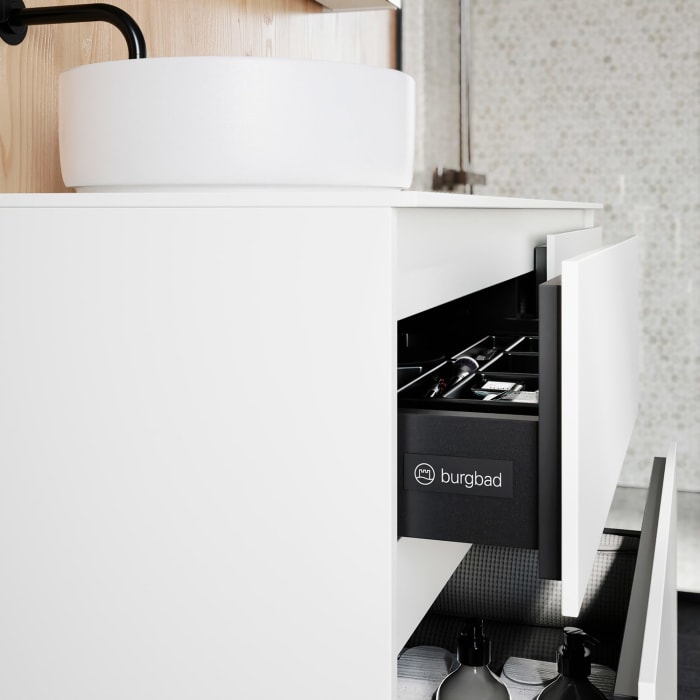 burgbad Lin20 Waschtischunterschrank mit Konsolenplatte 140 cm, 4 Auszüge, Beckenausschnitt links