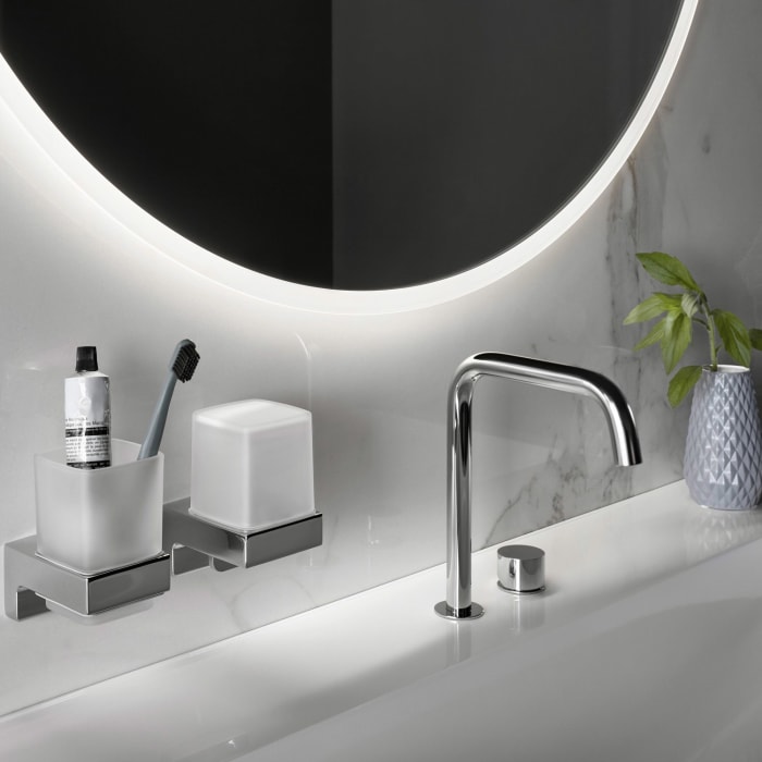 Emco Pure + Badezimmerspiegel Ø 79 cm mit Heizfolie und umlaufender Mattierung