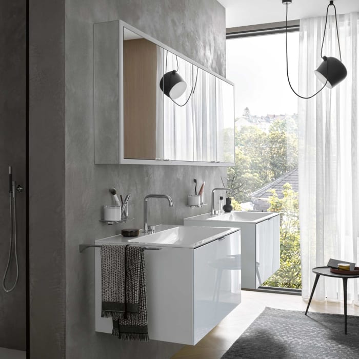 Emco prime Facelift LED-Lichtspiegelschrank 160 cm, 3 Türen, Aufputzmodell